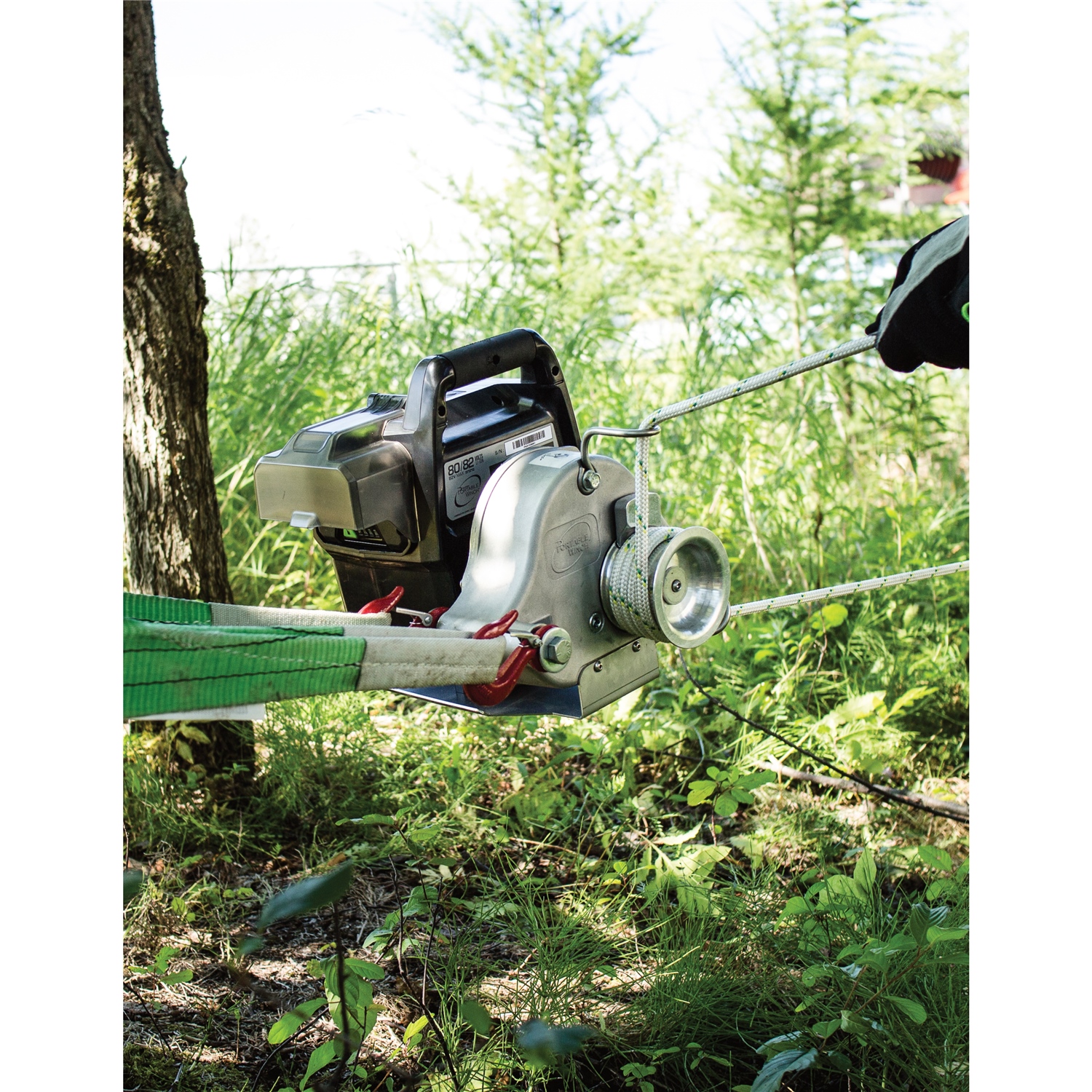 PORTABLE-WINCH Pulling Winch PCW3000-LI - Hunti...